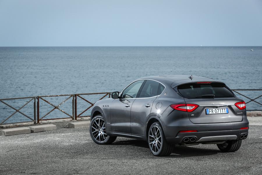  Maserati Levante GranLusso 2018 года  (фото 10 из 23)